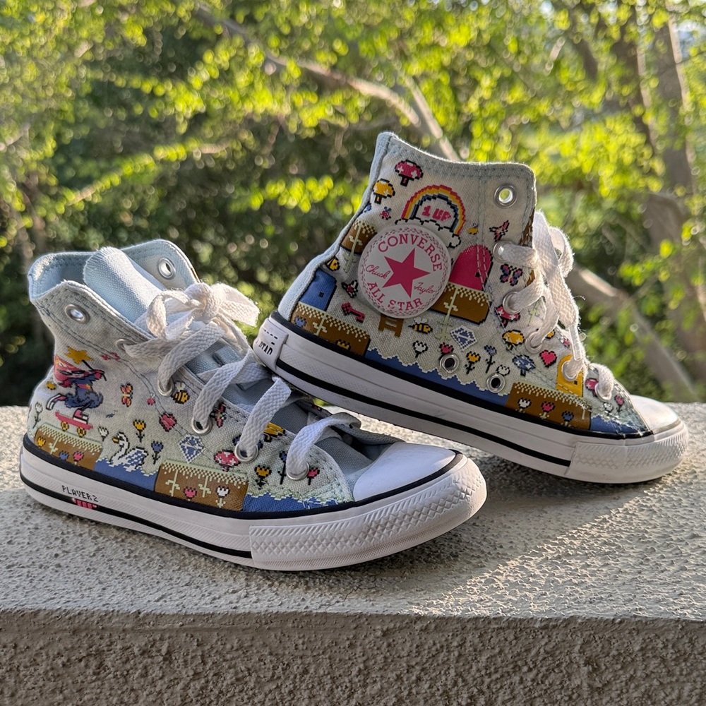Converse Kids High-Top Sneakers in Light Gray with Multicolor Pixel Art